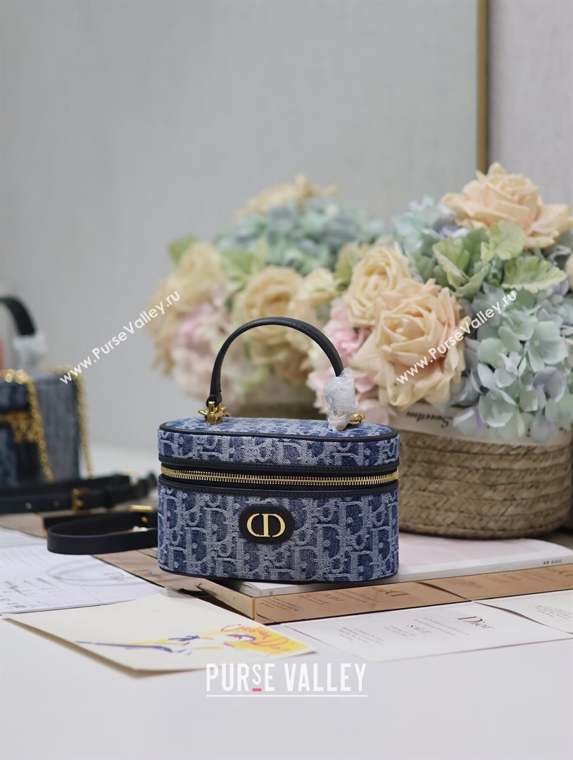 Dior 30 Montaigne Mini Vanity Case in Blue Denim Dior Oblique Jacquard 5198 2024 (XXG-24070329)