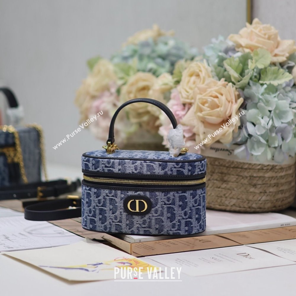 Dior 30 Montaigne Mini Vanity Case in Blue Denim Dior Oblique Jacquard 5198 2024 (XXG-24070329)