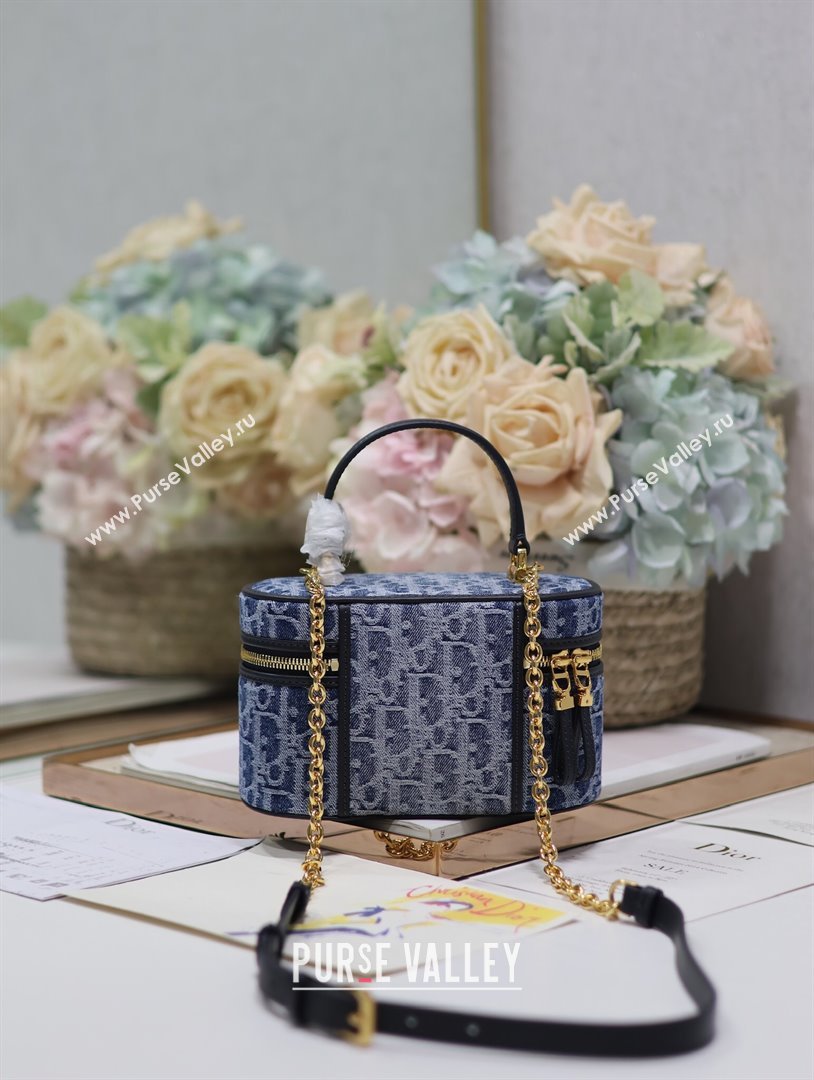 Dior 30 Montaigne Mini Vanity Case in Blue Denim Dior Oblique Jacquard 5198 2024 (XXG-24070329)