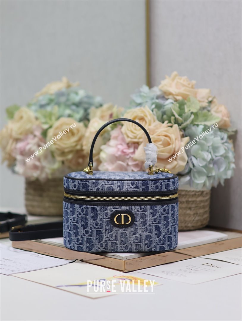 Dior 30 Montaigne Small Vanity Case in Blue Denim Dior Oblique Jacquard 5198 2024 (XXG-24070330)