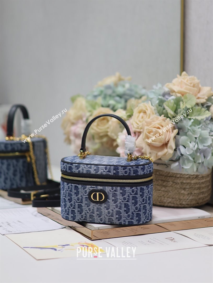 Dior 30 Montaigne Small Vanity Case in Blue Denim Dior Oblique Jacquard 5198 2024 (XXG-24070330)