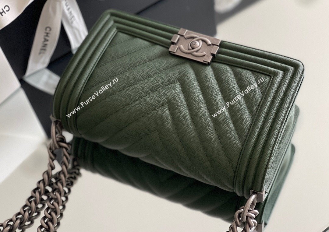 Chanel Original Grained Calfskin Chevron Medium Boy Flap Bag Silver/Green 2023 Top Quality (MHE-23102520)