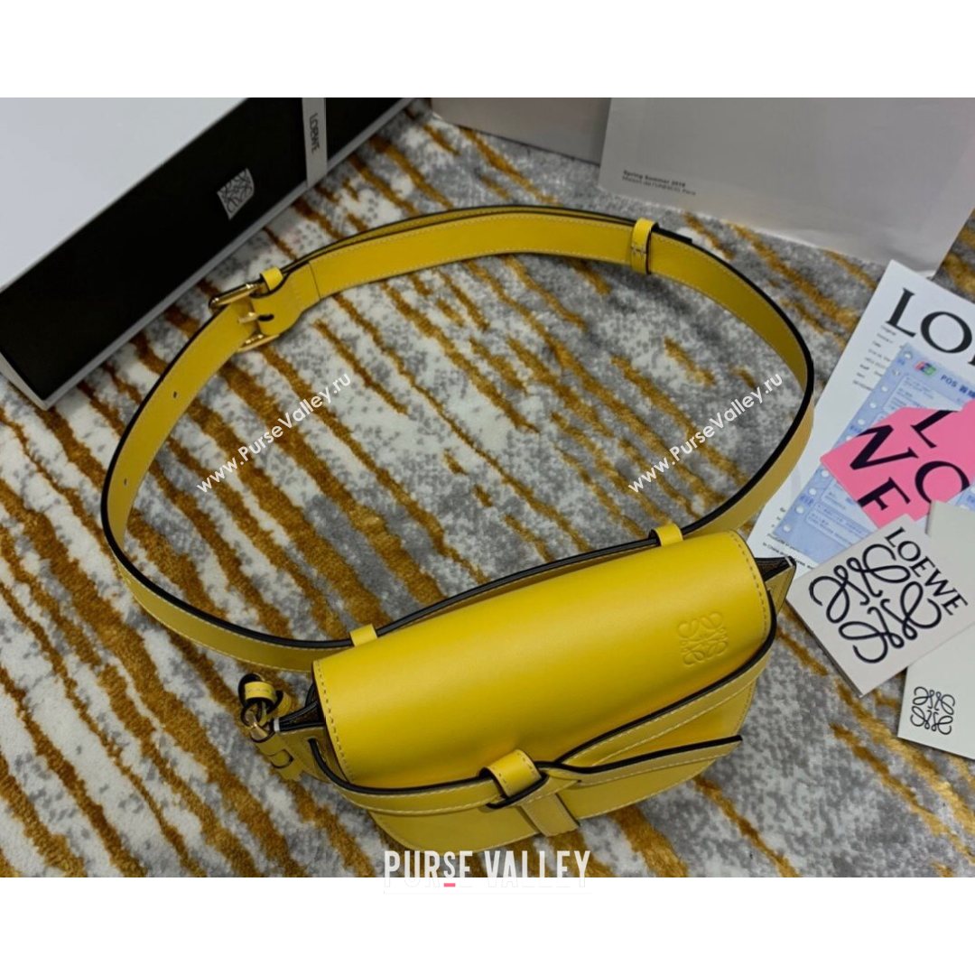 Loewe Mini Gate Belt Bag in Natural Calfskin Yellow 2021 Top (ZD-210802063)