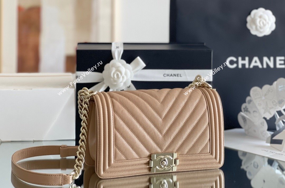 Chanel Original Grained Calfskin Chevron Medium Boy Flap Bag Light Gold/Apricot 2023 Top Quality (MHE-23102523)