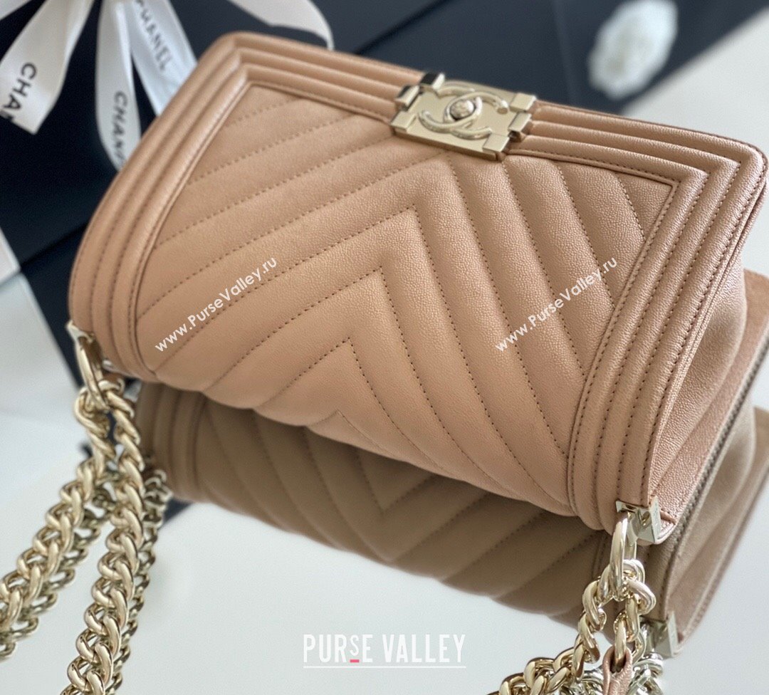 Chanel Original Grained Calfskin Chevron Medium Boy Flap Bag Light Gold/Apricot 2023 Top Quality (MHE-23102523)