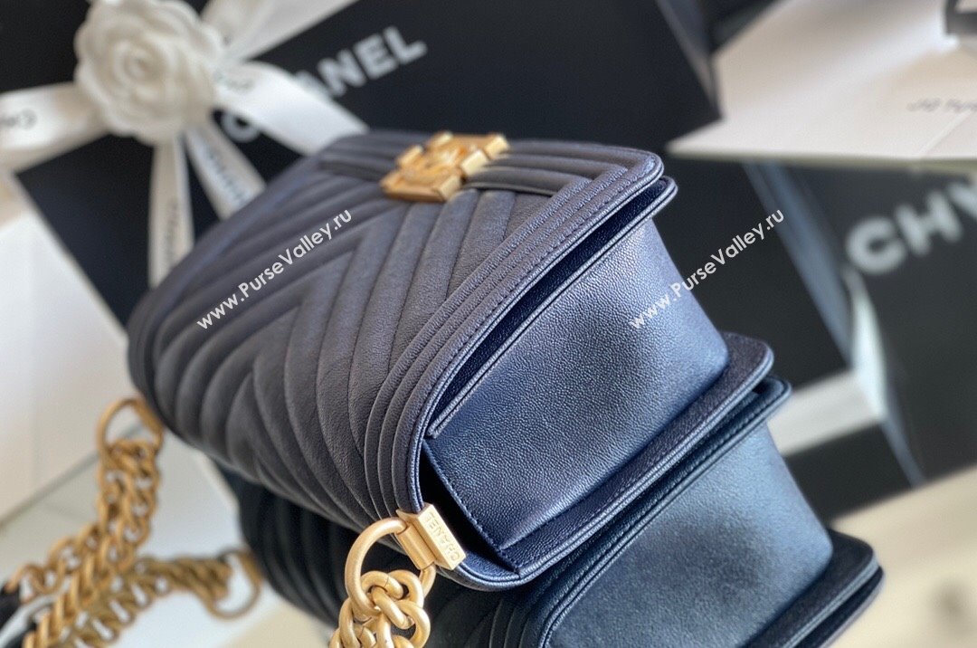 Chanel Original Grained Calfskin Chevron Medium Boy Flap Bag Gold/Deep Blue 2023 Top Quality (MHE-23102526)