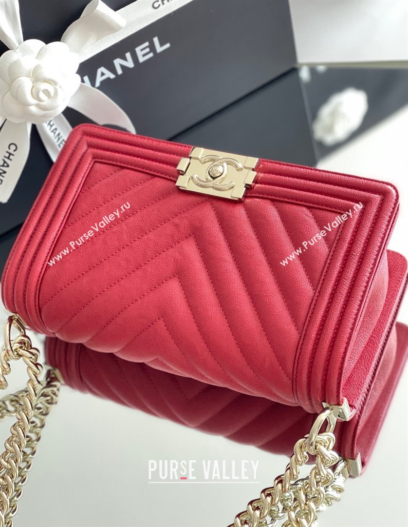 Chanel Original Grained Calfskin Chevron Medium Boy Flap Bag Light Gold/Red 2023 Top Quality (MHE-23102519)