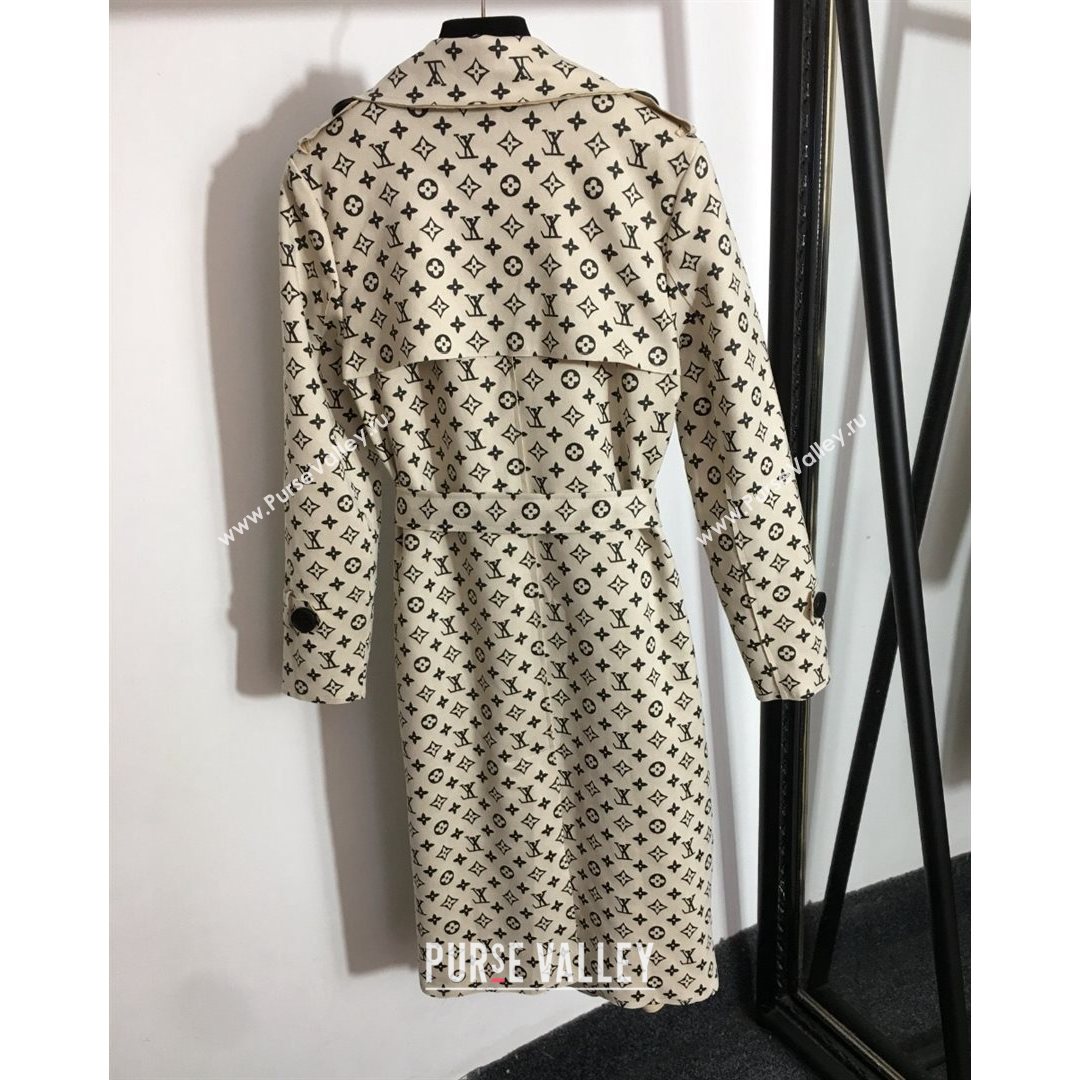 Louis Vuitton Monogram Suede Long Coat White 2021 (Q-21082601)