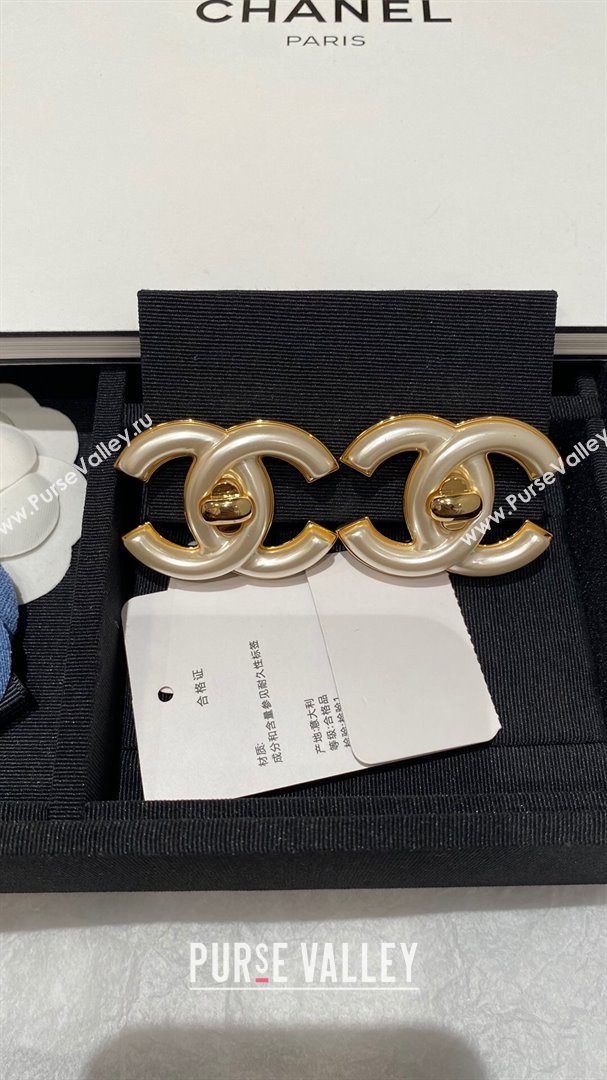 Chanel CC Earrings CH101129 Gold/White 2024 (YF-24101129)