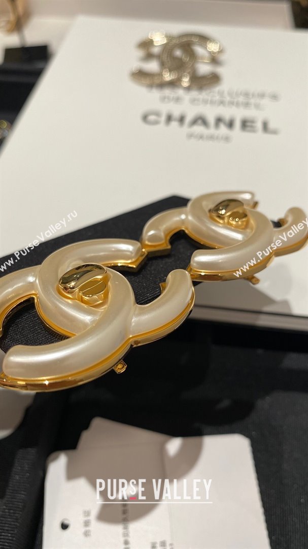 Chanel CC Earrings CH101129 Gold/White 2024 (YF-24101129)