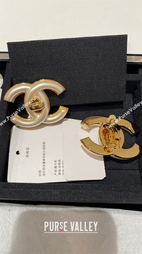 Chanel CC Earrings CH101129 Gold/White 2024 (YF-24101129)