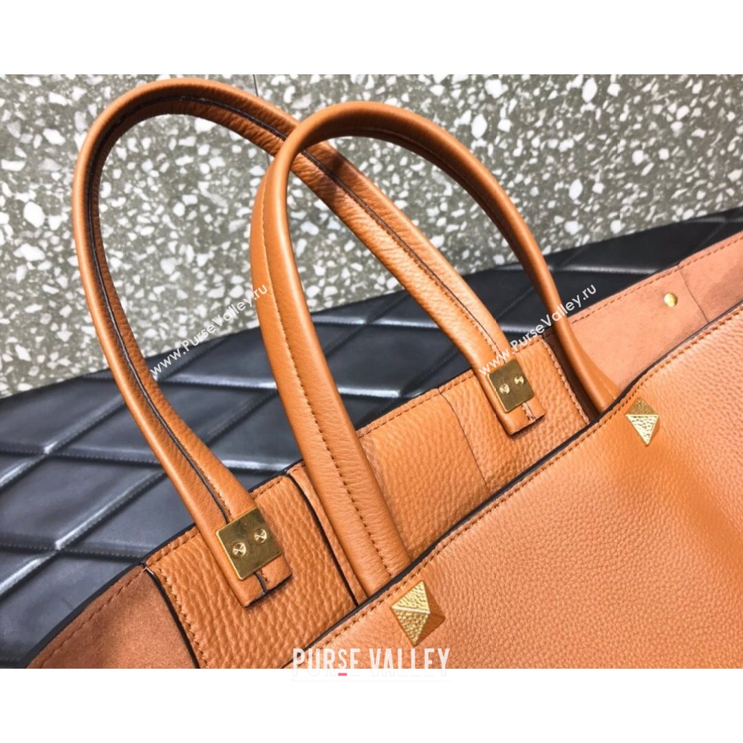 Valentino Roman Stud Tote Bag in Grainy Calfskin Brown 2021 3232 (LKF-21080466)