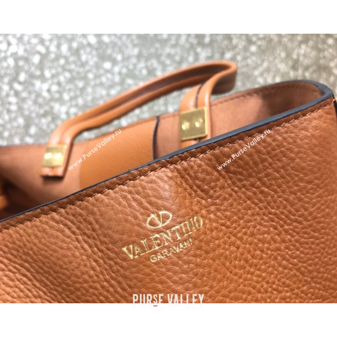 Valentino Roman Stud Tote Bag in Grainy Calfskin Brown 2021 3232 (LKF-21080466)