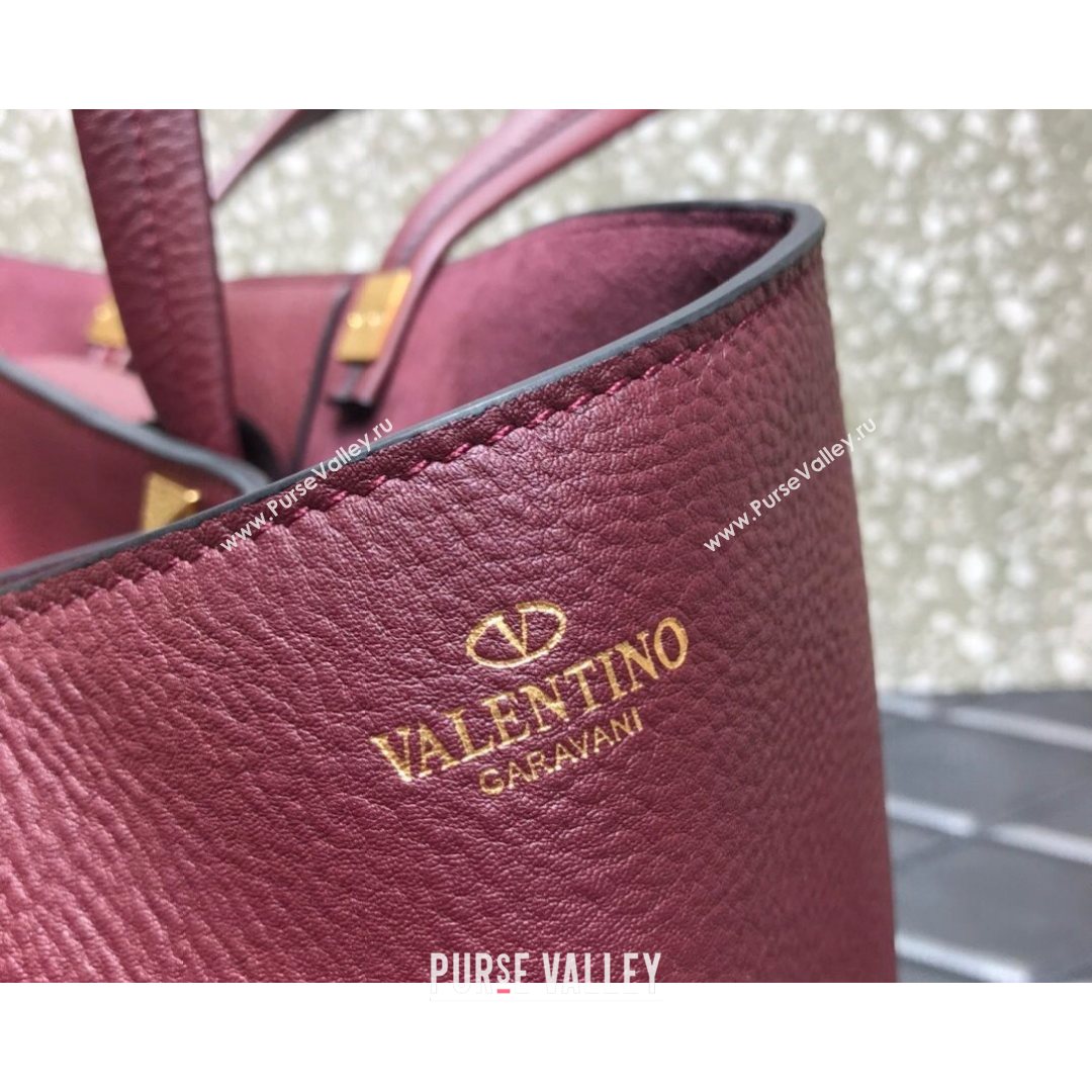 Valentino Roman Stud Tote Bag in Grainy Calfskin Burgundy 2021 3232 (LKF-21080468)