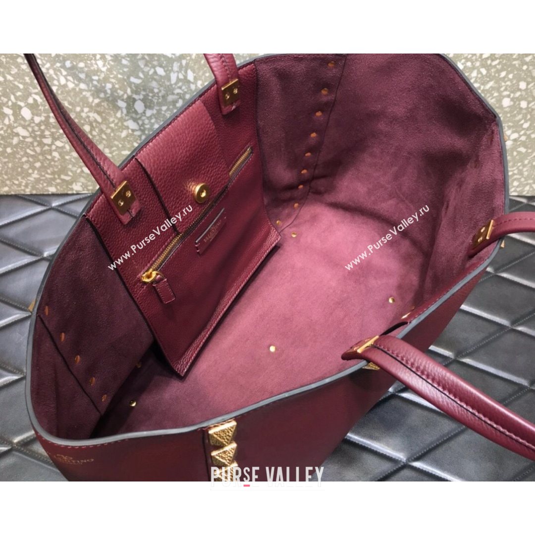 Valentino Roman Stud Tote Bag in Grainy Calfskin Burgundy 2021 3232 (LKF-21080468)