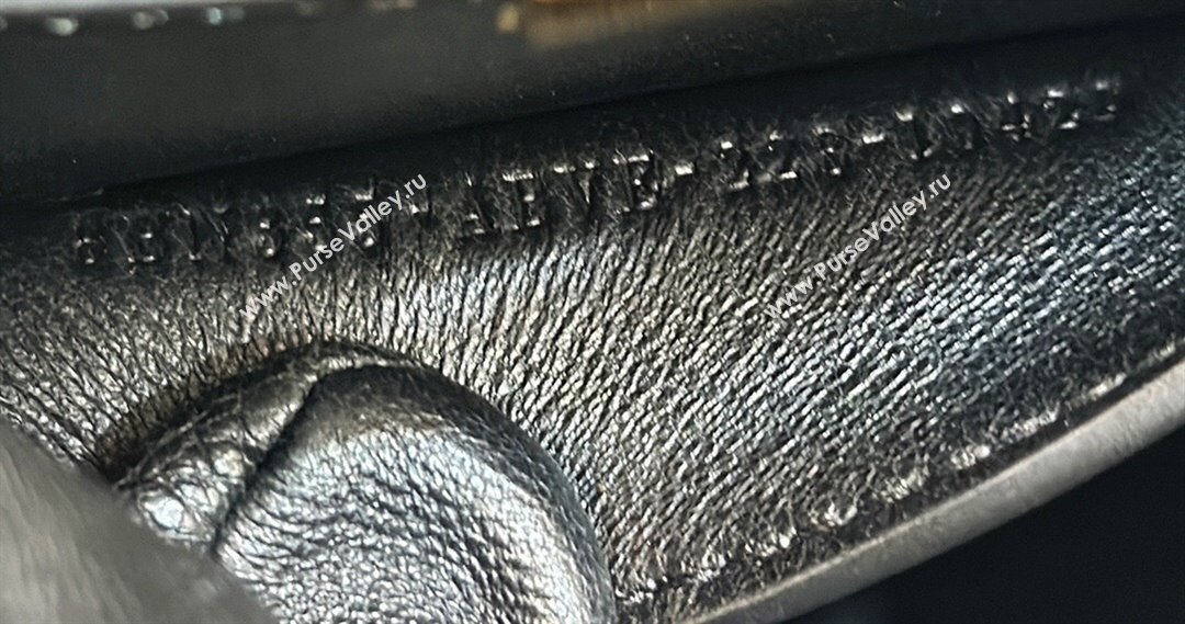 Fendi Peekaboo ISeeU Petite Bag in Black Interlaced Leather 80138S 2024 Top (CL-24031511)