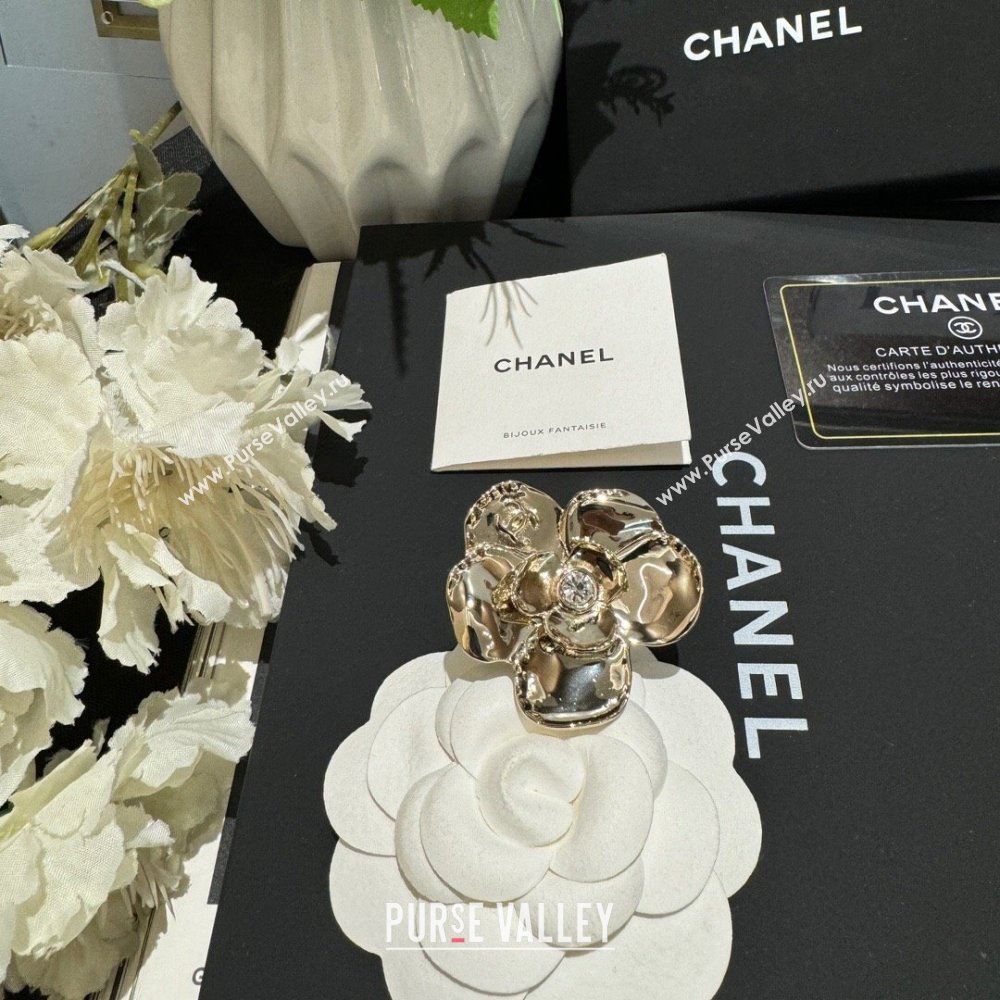 Chanel Camellia Ring CH101059 Gold 2024 (YF-24101059)