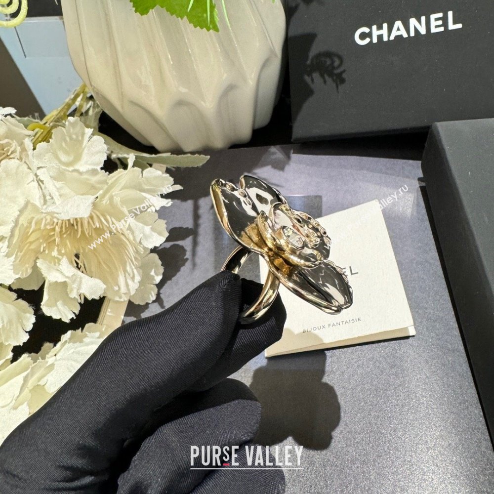 Chanel Camellia Ring CH101059 Gold 2024 (YF-24101059)