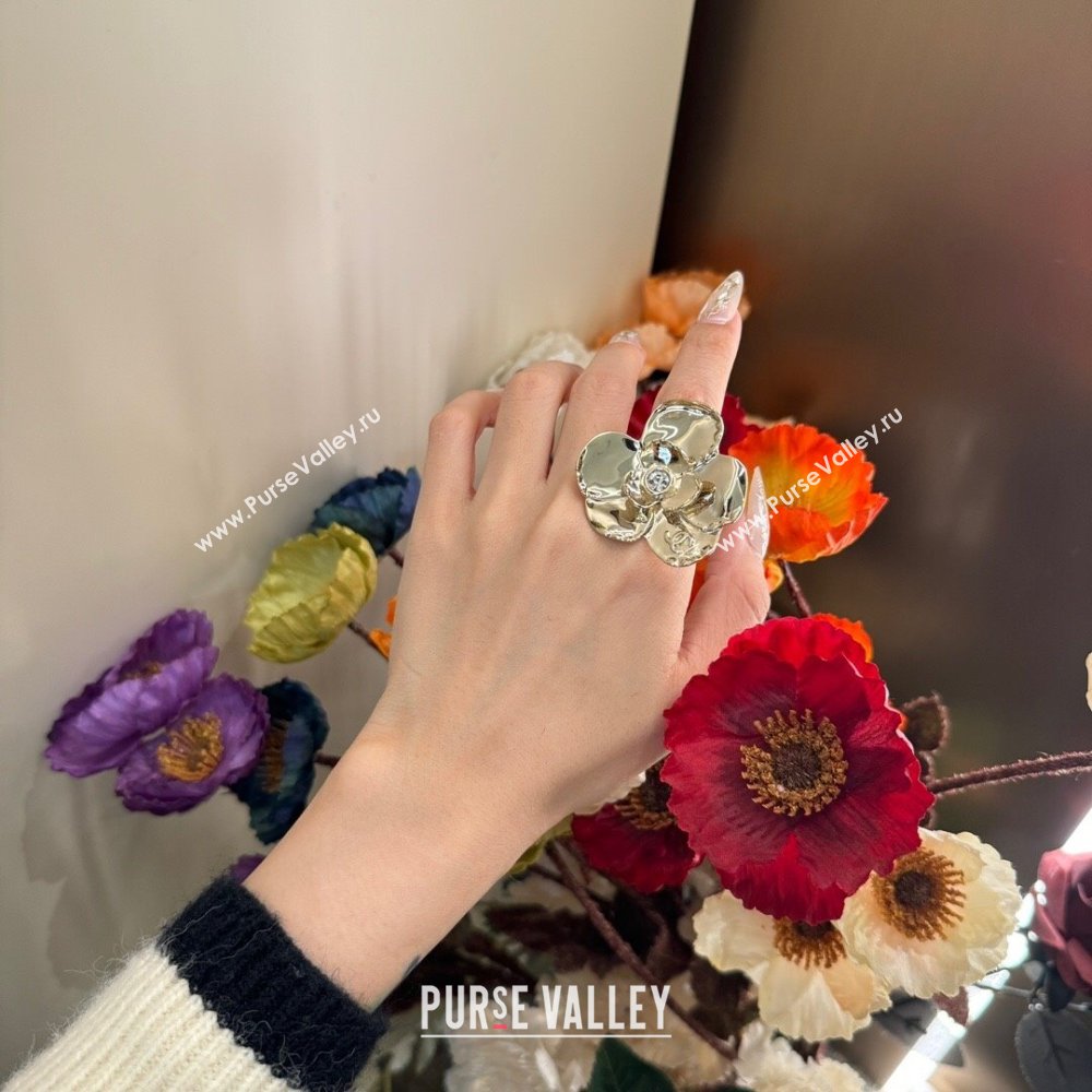 Chanel Camellia Ring CH101059 Gold 2024 (YF-24101059)