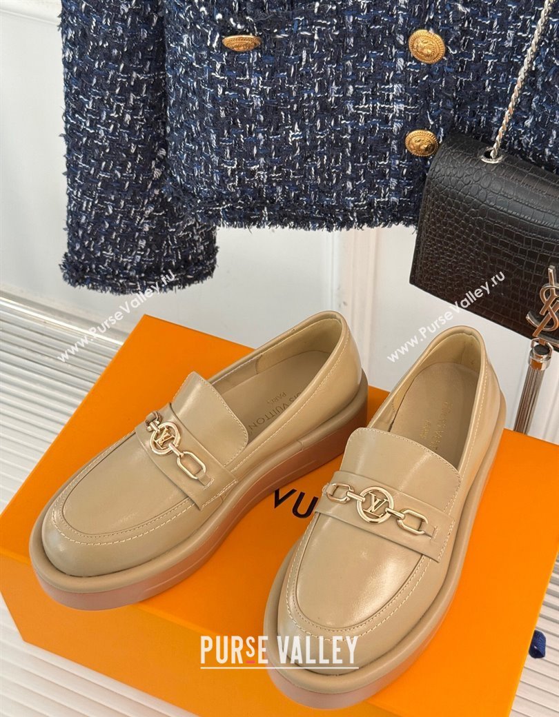 Louis Vuitton Platform Loafers in Calf Leather LV Chain Beige 2024 1224 (MD-241224076)