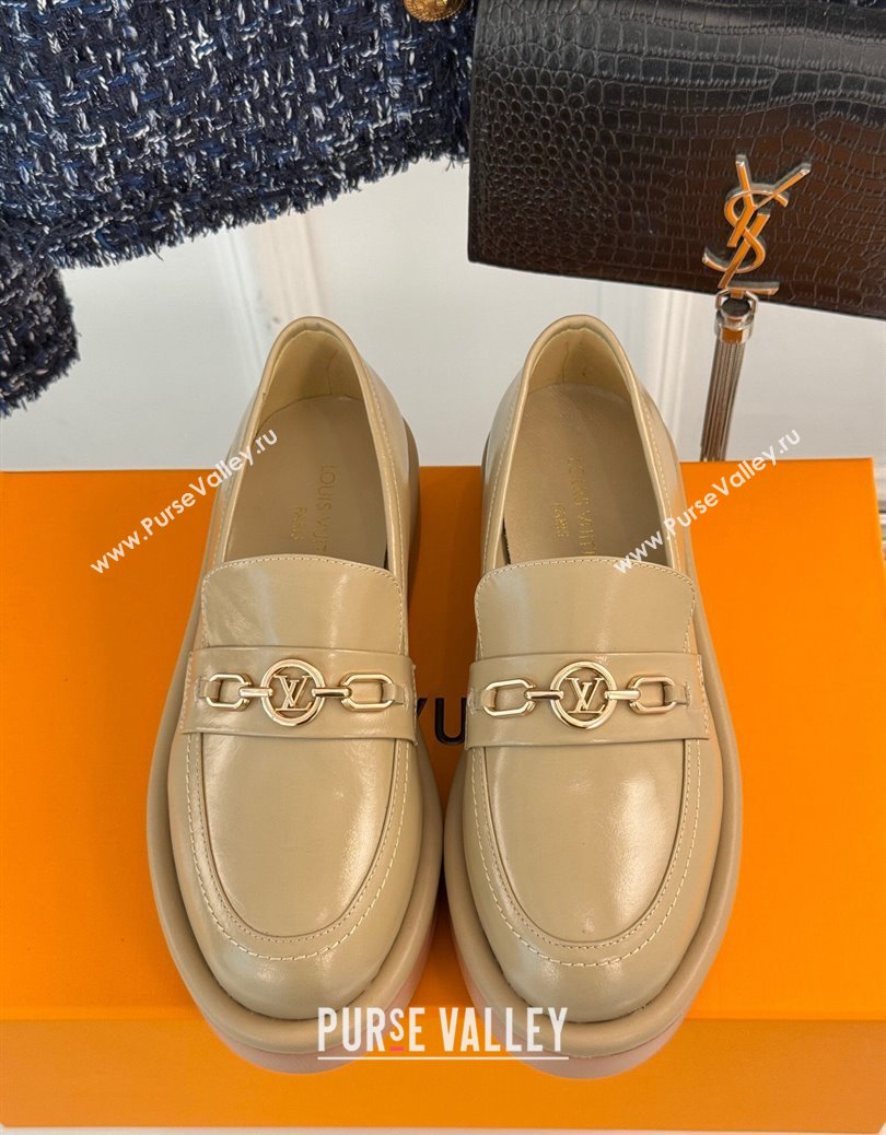 Louis Vuitton Platform Loafers in Calf Leather LV Chain Beige 2024 1224 (MD-241224076)