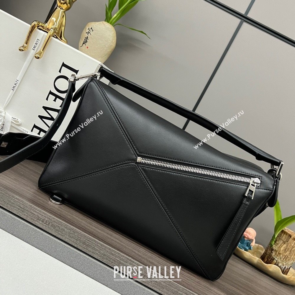 Loewe Large Puzzle Bag in Smooth Calfskin Black 2024 (MHUI-24032003)