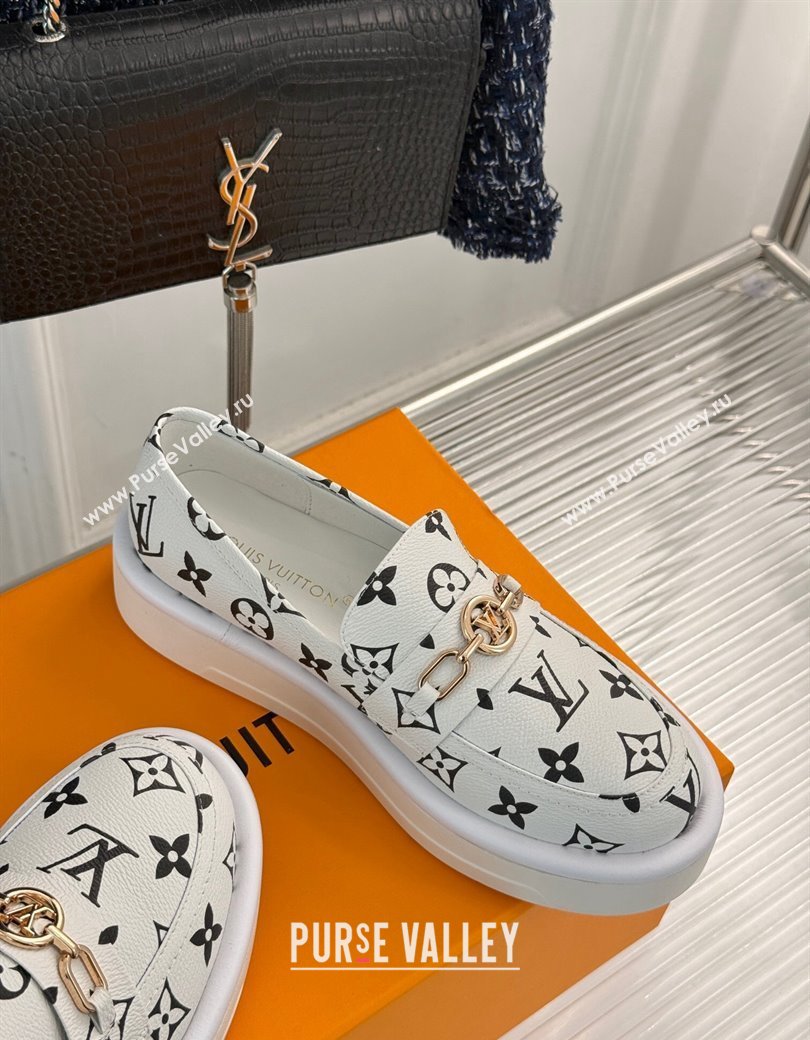 Louis Vuitton Platform Loafers in Monogram Canvas LV Chain White 2024 1224 (MD-241224078)