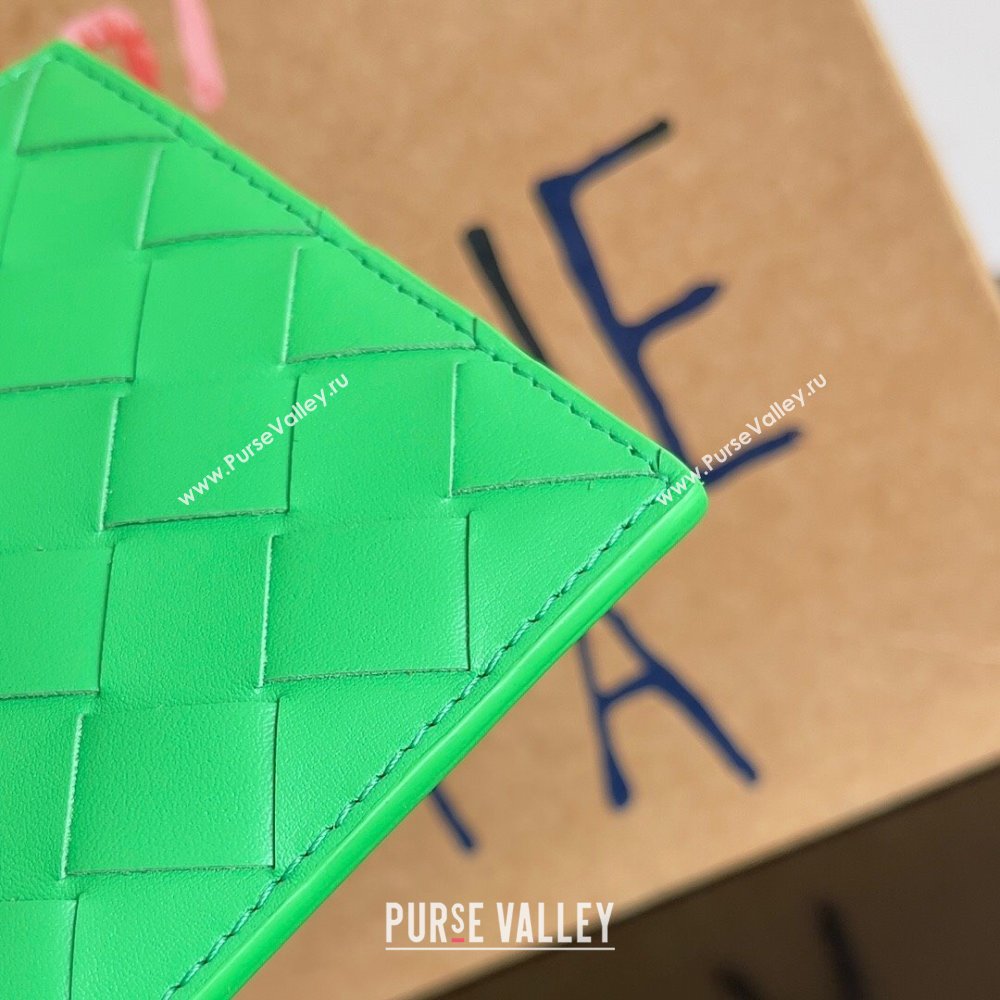 Bottega Veneta Intrecciato Leather Bi-Fold Wallet 63334 Parakeet Green 2024 (MS-24012337)