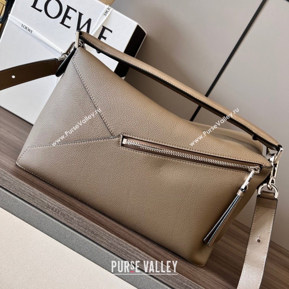 Loewe Large Puzzle Bag in Grained Calfskin Beige 2024 (DL-24032101)