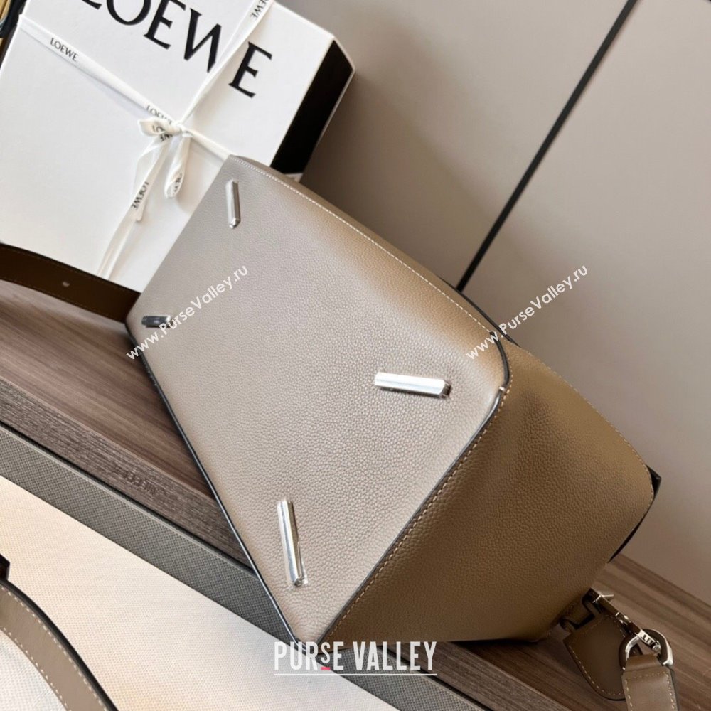 Loewe Large Puzzle Bag in Grained Calfskin Beige 2024 (DL-24032101)