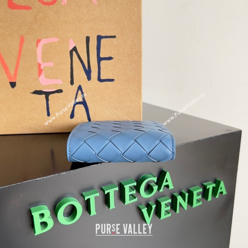 Bottega Veneta Intrecciato Leather Bi-Fold Wallet 63334 Blue 03 2024 (MS-24012338)