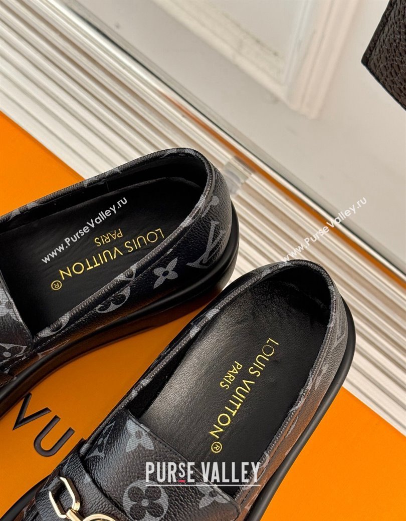 Louis Vuitton Platform Loafers in Monogram Canvas LV Chain Black 2024 1224 (MD-241224080)