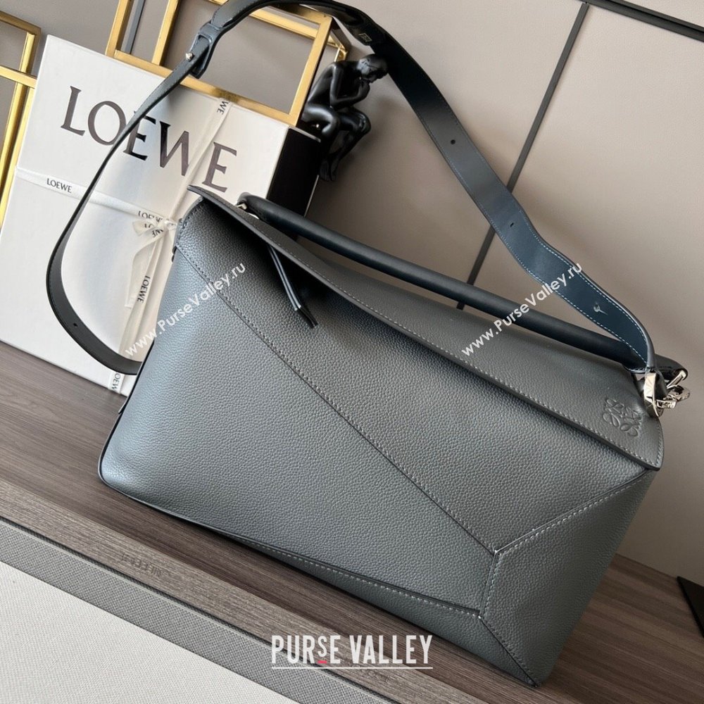 Loewe Large Puzzle Bag in Grained Calfskin Grey 2024 (DL-24032103)