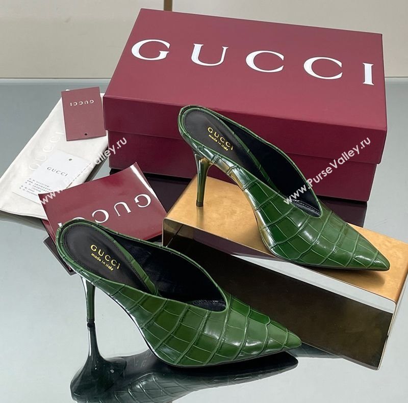 Gucci V Heel Mules 10.5cm in Stone Embossed Leather Green 2025 GG082801 (MD-250828032)