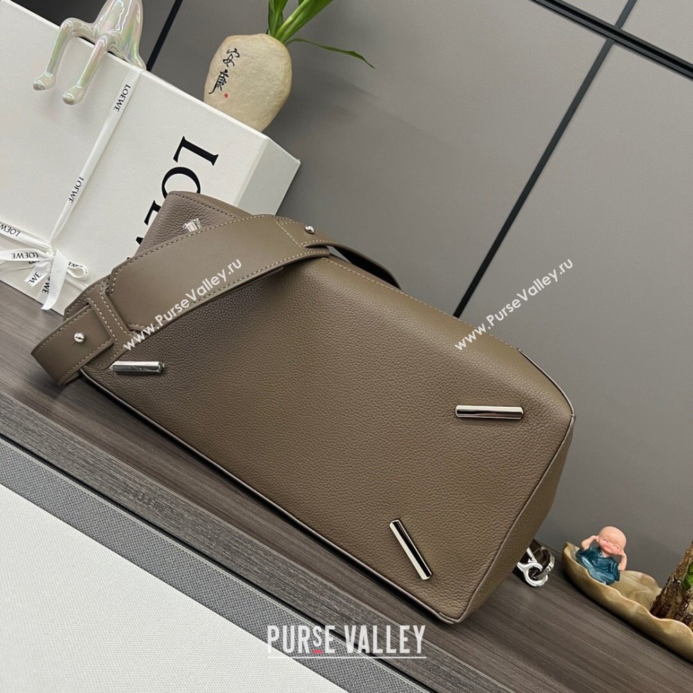 Loewe Large Puzzle Bag in Grained Calfskin Khaki 2024 (DL-24032105)