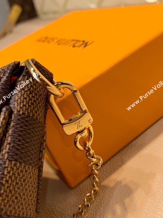 Louis Vuitton Christmas Mini Pochette Accessoires Clutch with Chain Bag M58009 01 2020 (KI-20112432)