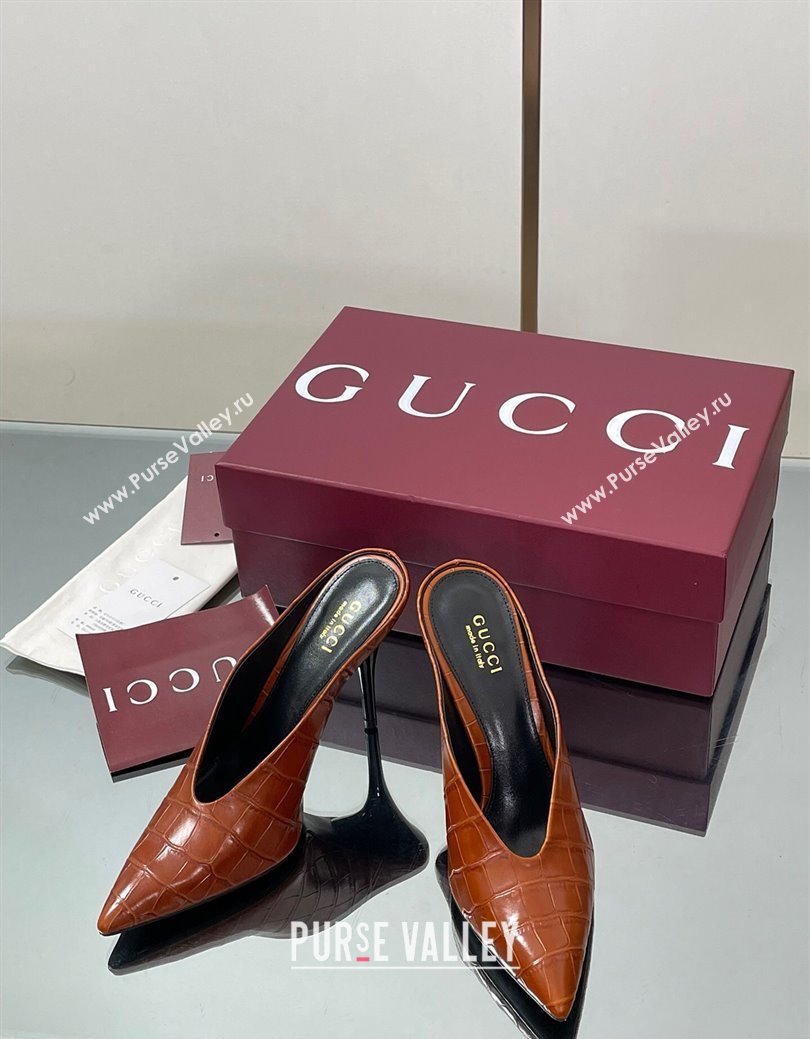 Gucci V Heel Mules 10.5cm in Stone Embossed Leather Brown 2025 GG082801 (MD-250828033)