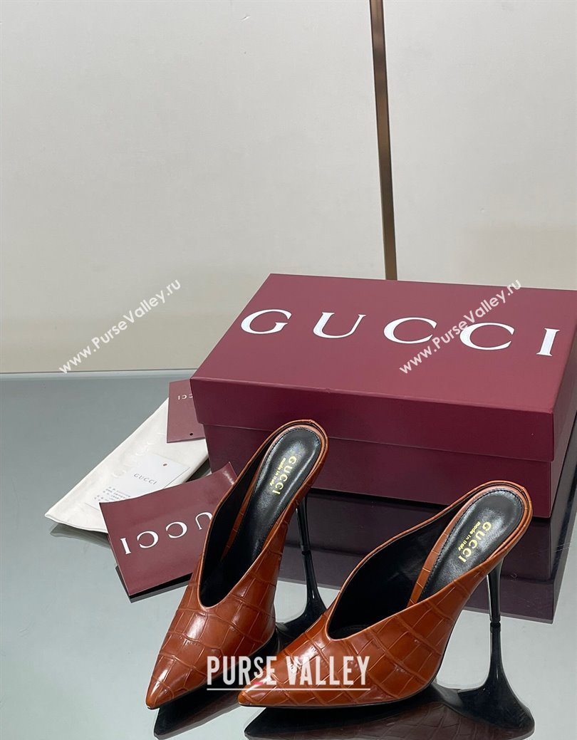 Gucci V Heel Mules 10.5cm in Stone Embossed Leather Brown 2025 GG082801 (MD-250828033)