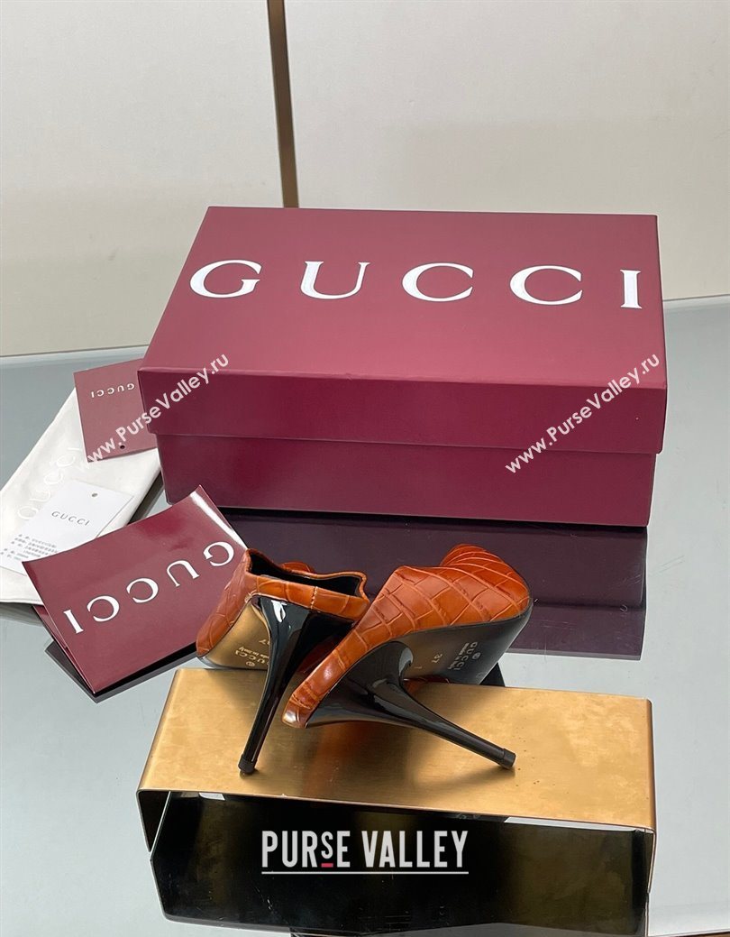 Gucci V Heel Mules 10.5cm in Stone Embossed Leather Brown 2025 GG082801 (MD-250828033)