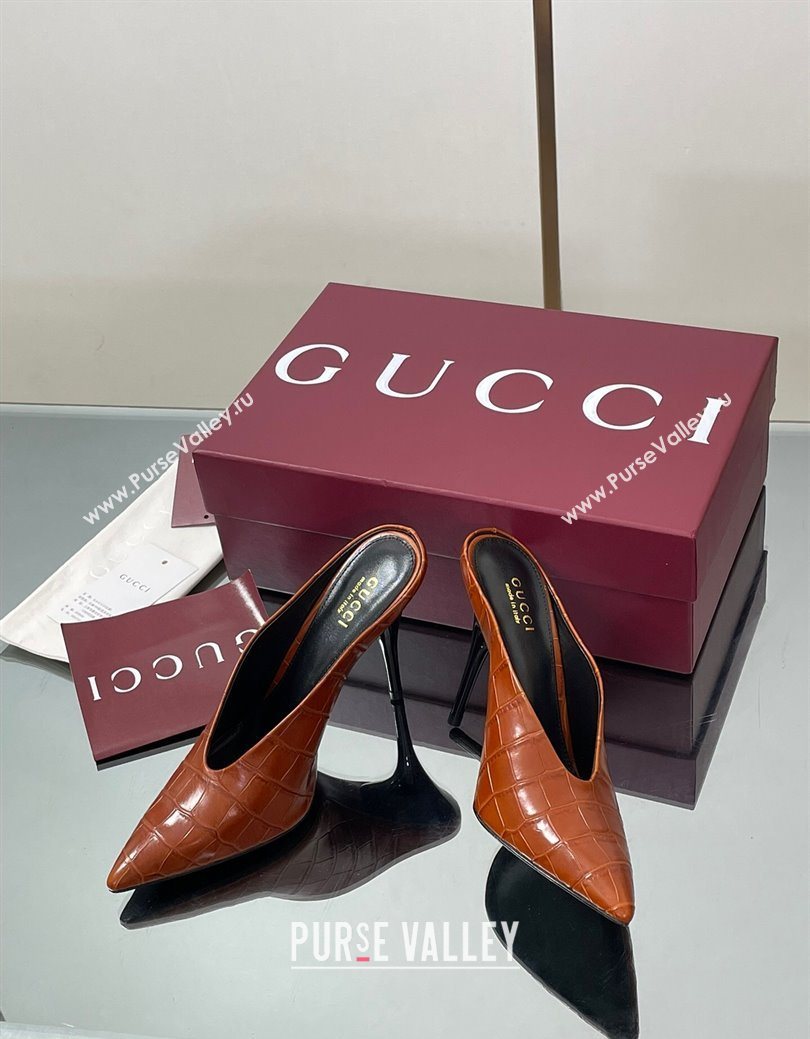 Gucci V Heel Mules 10.5cm in Stone Embossed Leather Brown 2025 GG082801 (MD-250828033)