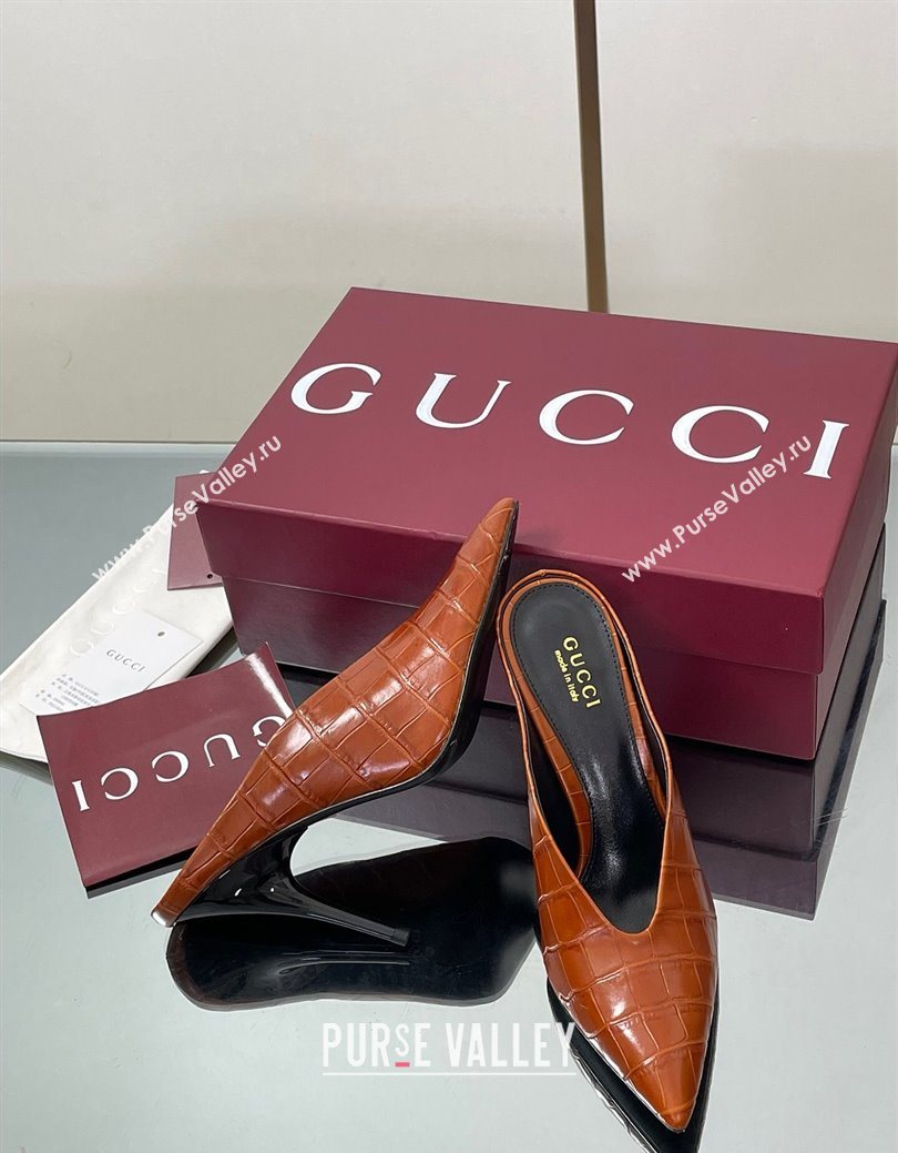 Gucci V Heel Mules 10.5cm in Stone Embossed Leather Brown 2025 GG082801 (MD-250828033)