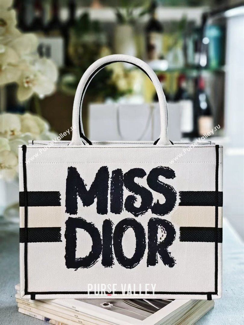 Dior Medium Book Tote bag in White and Black Miss Dior Graffiti Embroidery 1286 2024 (DMZ-24082304)