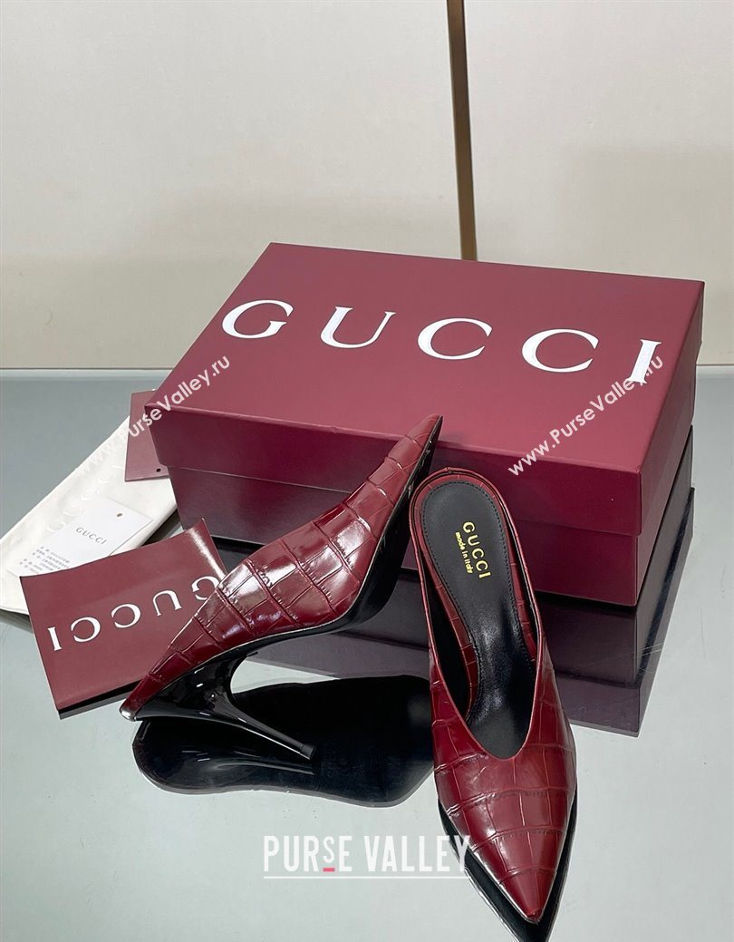 Gucci V Heel Mules 10.5cm in Stone Embossed Leather Ancora Red 2025 GG082801 (MD-250828031)