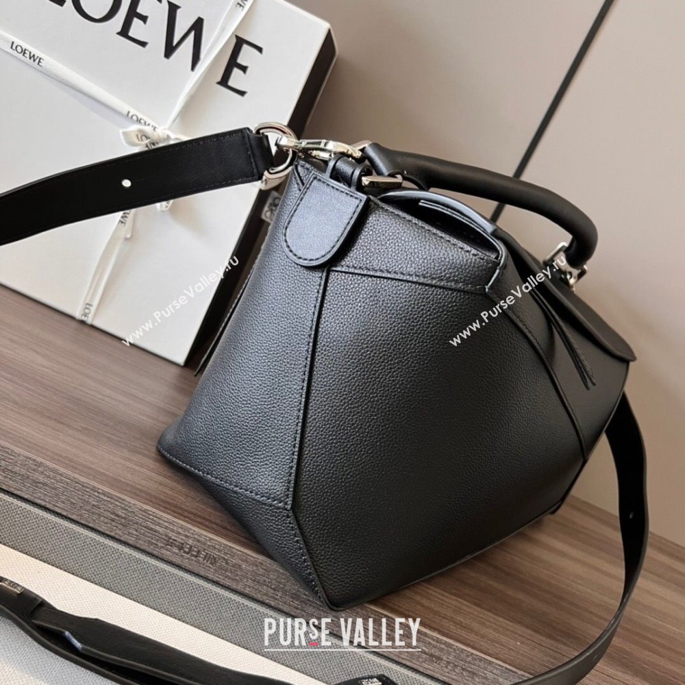 Loewe Large Puzzle Bag in Grained Calfskin Black 2024 (DL-24032106)