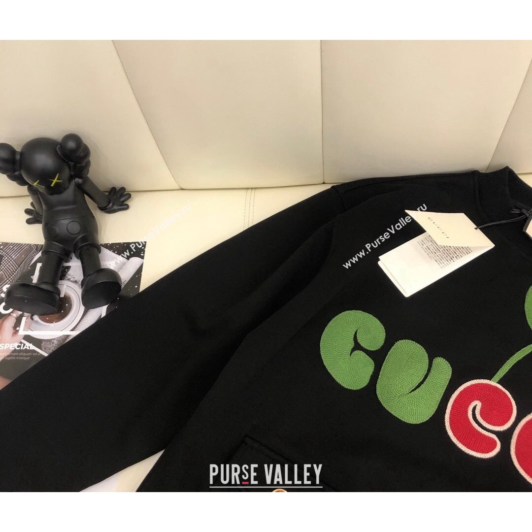 Gucci Embroidered Logo Sweatshirt White/Black 2021 (Q-21082633)