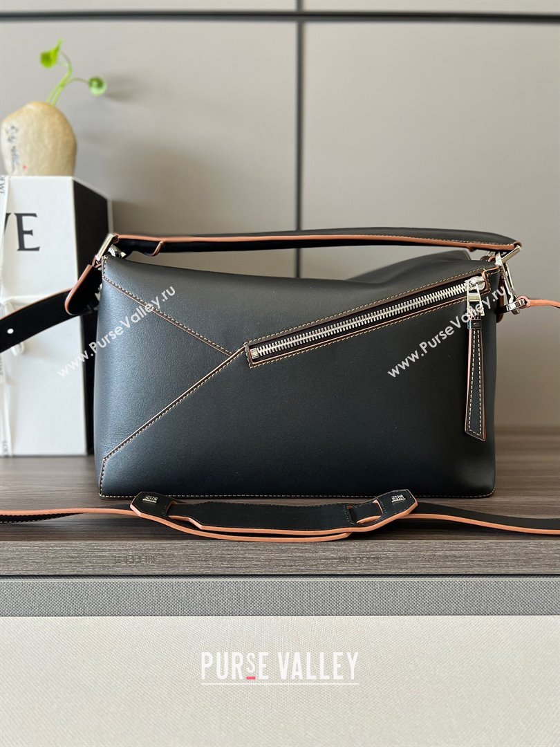 Loewe Large Puzzle Bag in Smooth Calfskin Black/Red 2024 (DL-24032107)