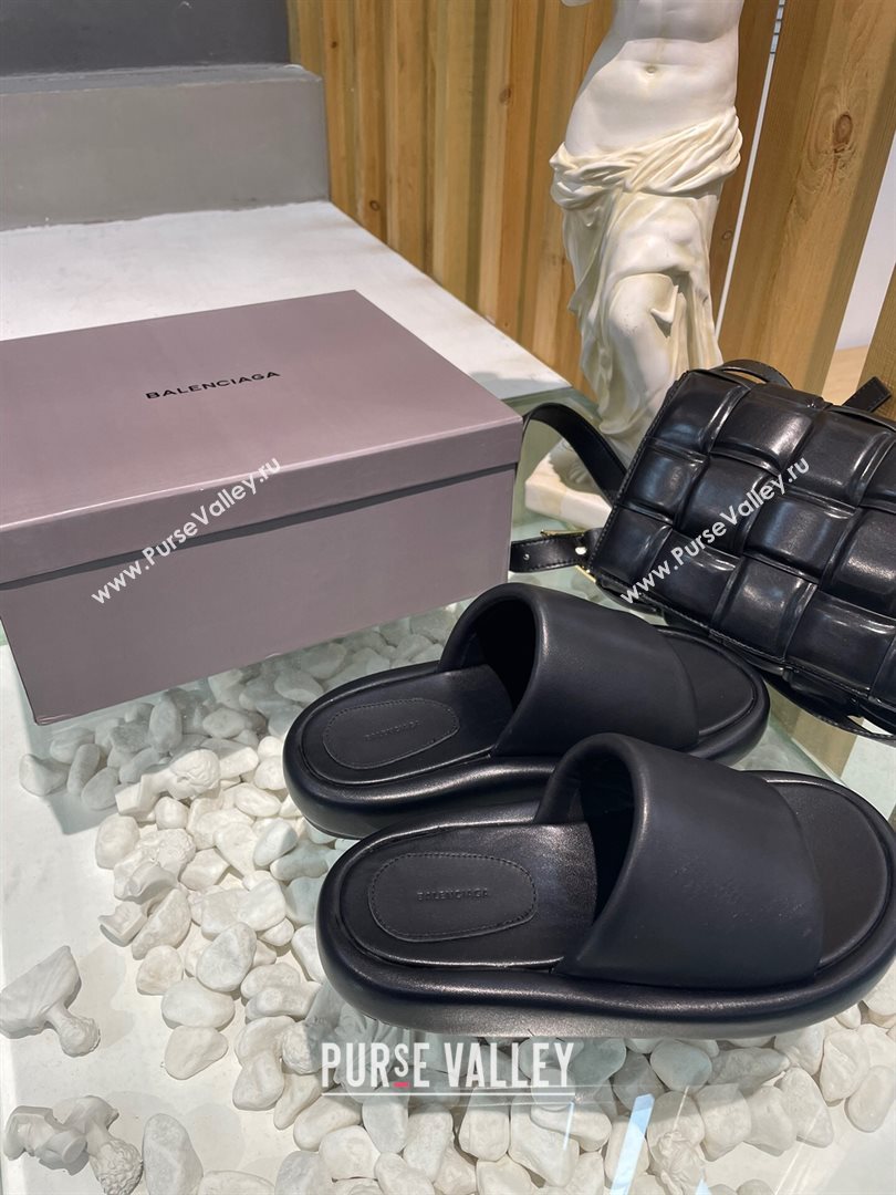 Balenciaga Padded Lambskin Slide Sandals Black 2021 (MD-21010860)