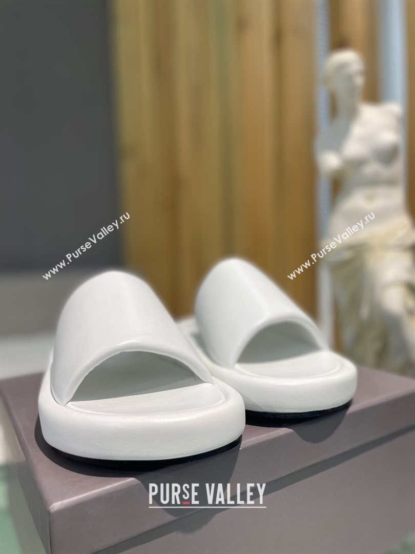 Balenciaga Padded Lambskin Slide Sandals White 2021 (MD-21010861)