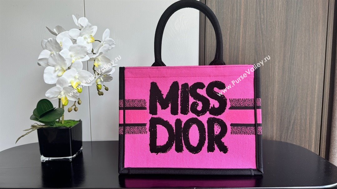 Dior Medium Book Tote bag in Two-Tone Fuchsia and Purple Miss Dior Graffiti Embroidery 1286 2024 (DMZ-24082322)