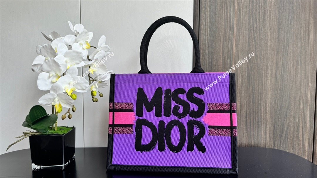 Dior Medium Book Tote bag in Two-Tone Fuchsia and Purple Miss Dior Graffiti Embroidery 1286 2024 (DMZ-24082322)